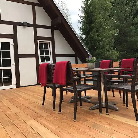 Ferienwohnung Muscher Bahnhof 아파트 *